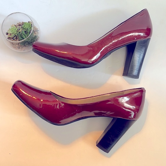 Me Too “Pebbles” patent leather heels - Picture 4 of 8